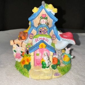Cottontale Cottages Easter Village "School" Easter Town 1999, #451-1374